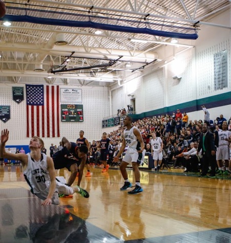 Flint Hill varsity basketball teams lace up for promising seasons